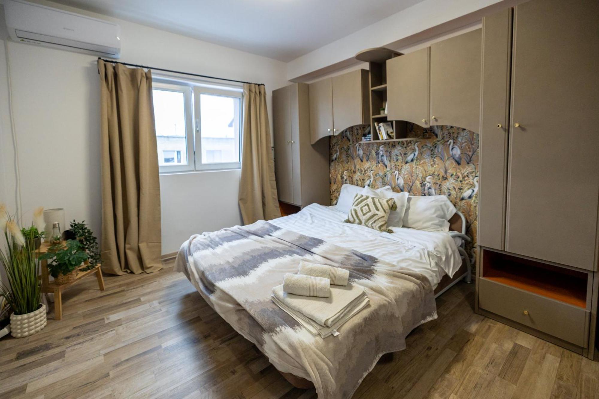 Cozy Studio Retreat - Quiet, Premium Stay Timisoara Esterno foto