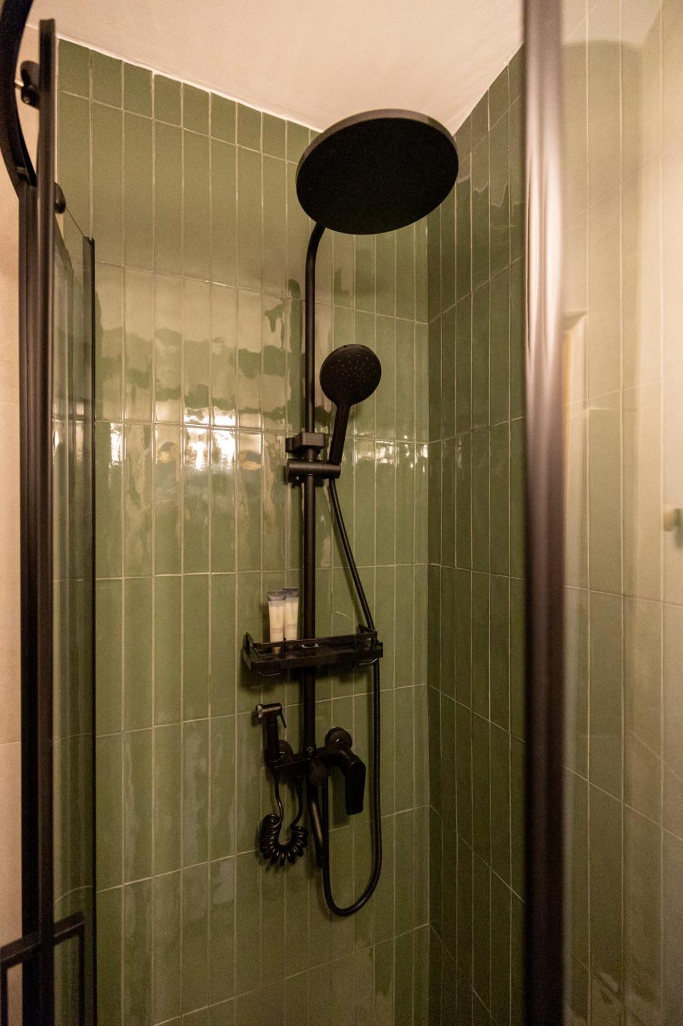Cozy Studio Retreat - Quiet, Premium Stay Timisoara Esterno foto